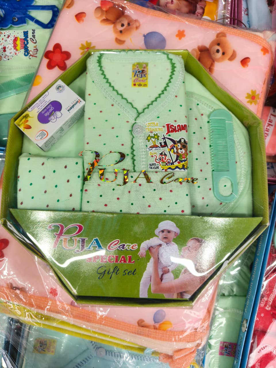 Special Baby Gift Set – Newborn Clothing & Essentials set of 12 pieces